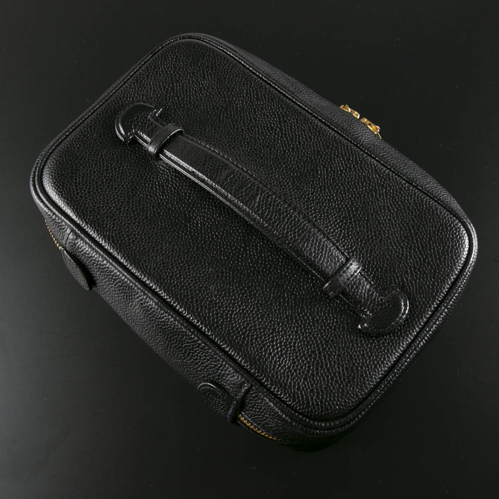 ヴィンテージ・中古】シャネル CHANEL 化粧ポーチ キャビアスキン