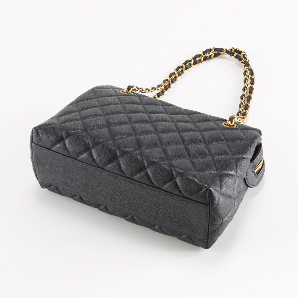 ヴィンテージ・中古】シャネル CHANEL キャビアスキン マトラッセ 