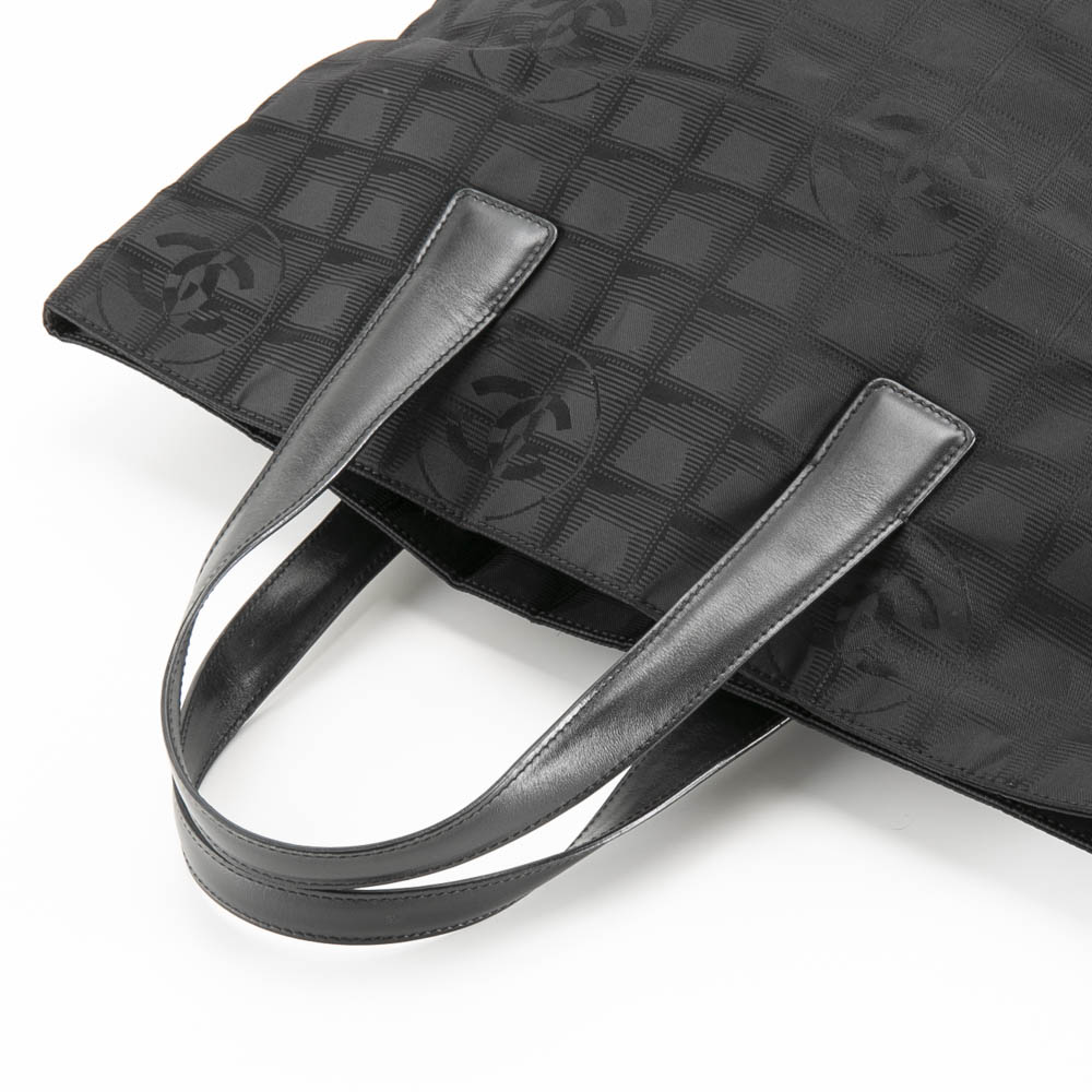 【ヴィンテージ・中古】シャネル CHANEL ニュートラベルライン 縦長トートバッグ A15827【FITHOUSE ONLINE SHOP】