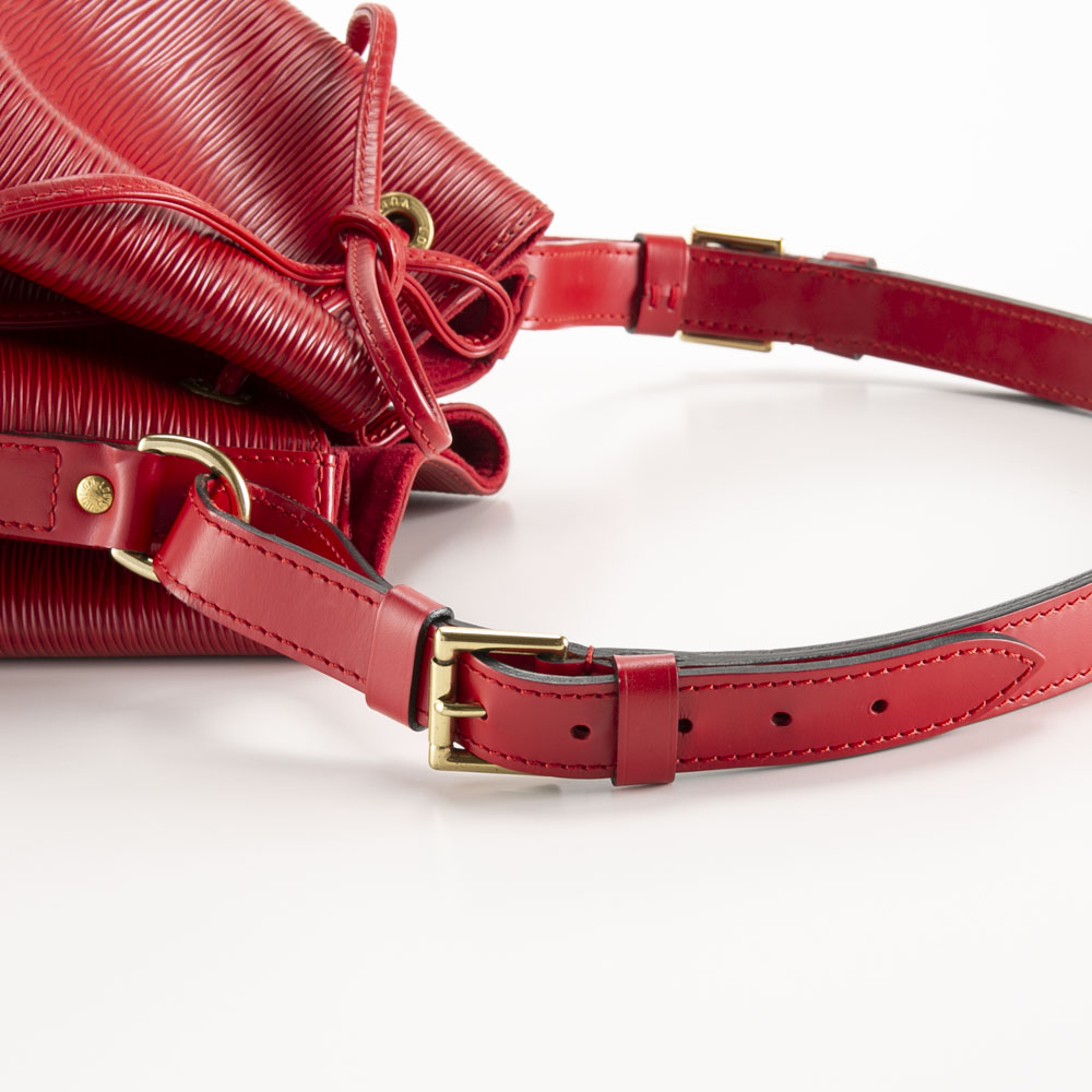 【ヴィンテージ・中古】ルイ･ヴィトン LOUIS VUITTON ショルダーバッグ エピ ノエ M44007【FITHOUSE ONLINE SHOP】