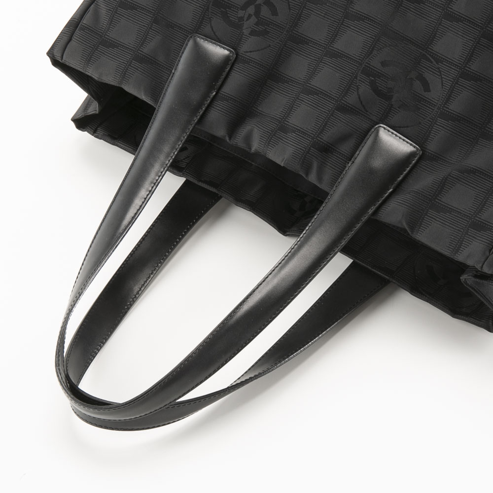 【ヴィンテージ・中古】シャネル CHANEL ニュートラベルライントートバッグ A15991【FITHOUSE ONLINE SHOP】