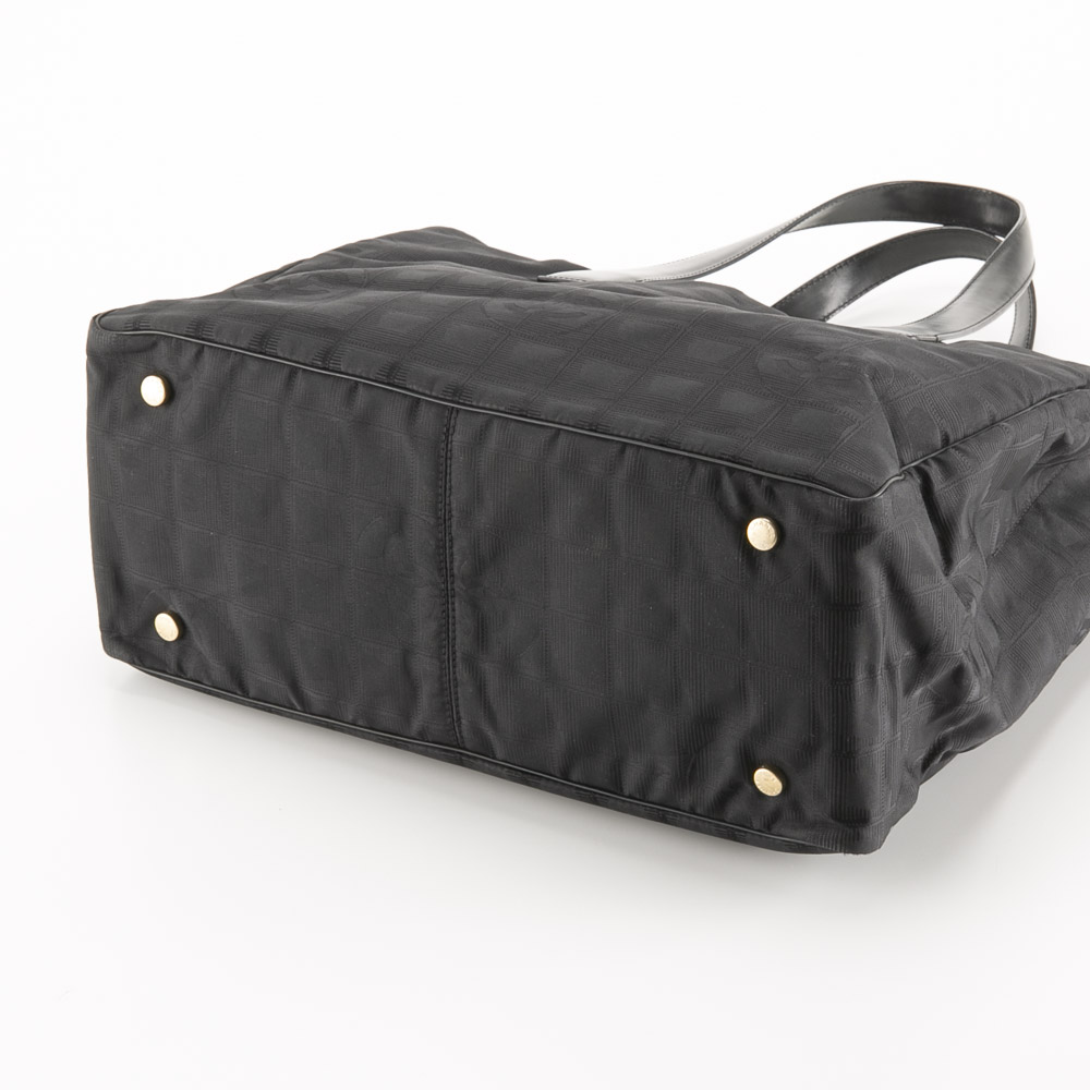 【ヴィンテージ・中古】シャネル CHANEL ニュートラベルライントートバッグ A15991【FITHOUSE ONLINE SHOP】