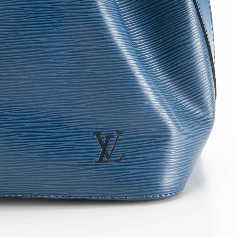 【ヴィンテージ・中古】ルイ･ヴィトン LOUIS VUITTON ショルダーバッグ エピ プチ ノエ M44105【FITHOUSE ONLINE SHOP】