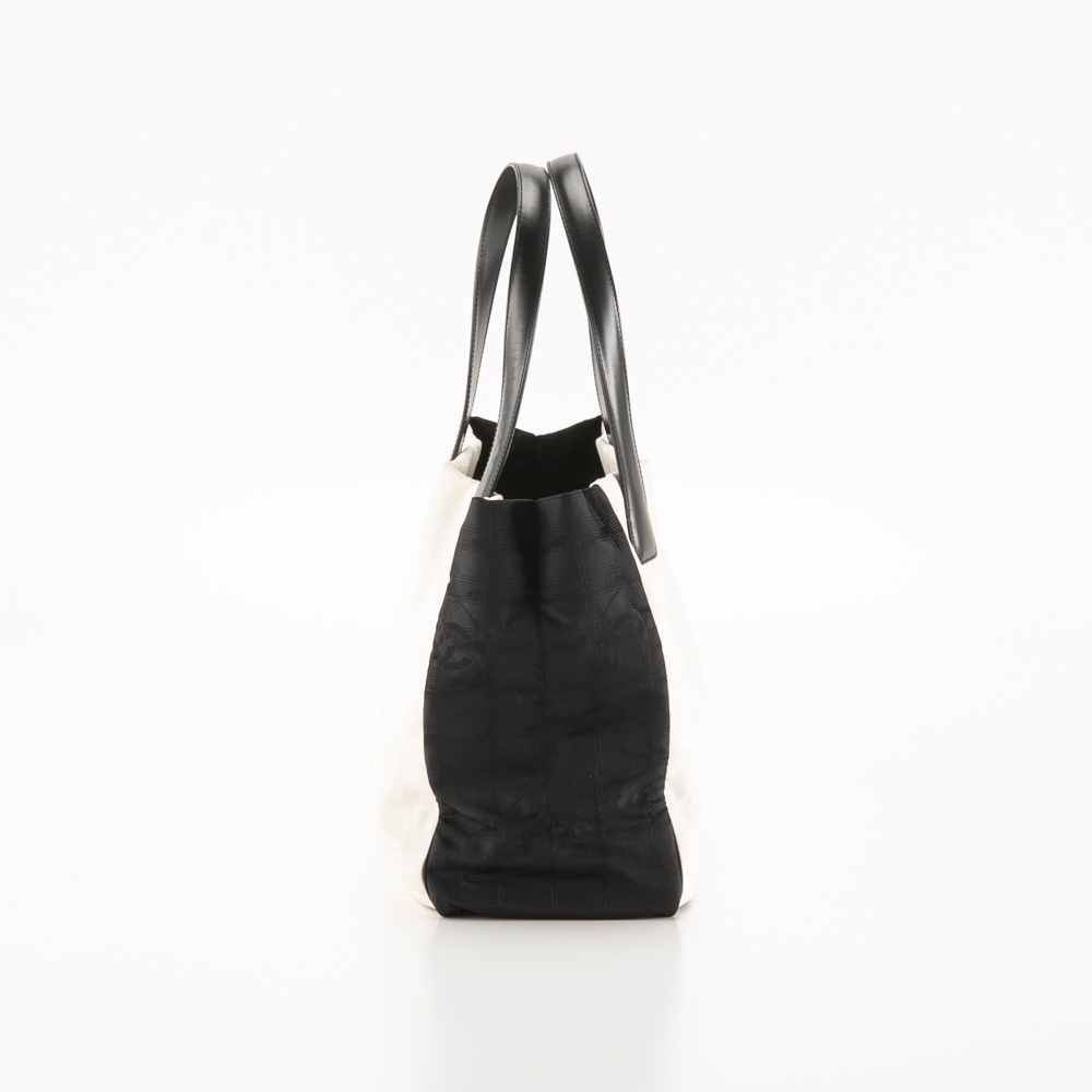 【ヴィンテージ・中古】シャネル CHANEL ニュートラベルライントートバッグ A15991【FITHOUSE ONLINE SHOP】