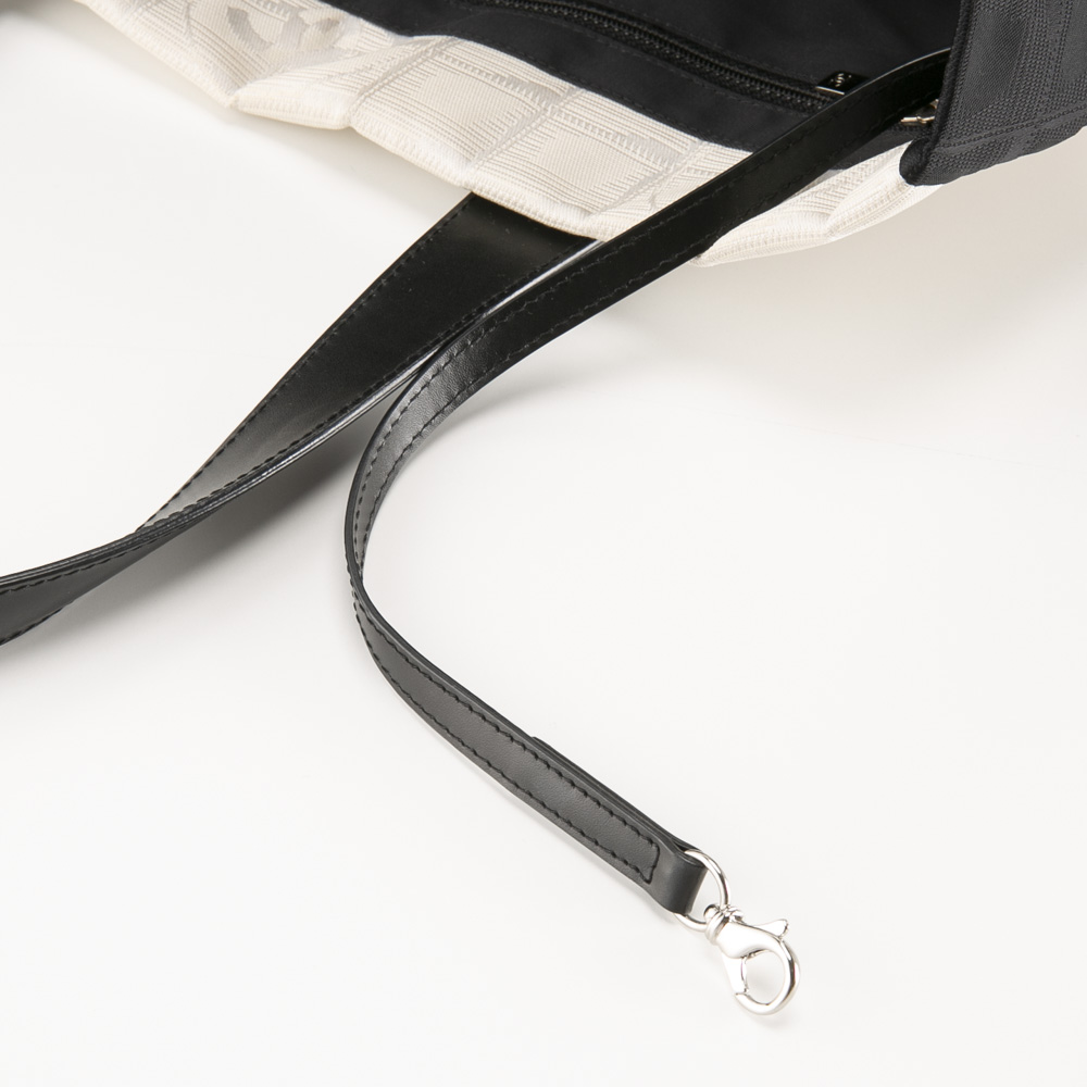 【ヴィンテージ・中古】シャネル CHANEL ニュートラベルライントートバッグ A15991【FITHOUSE ONLINE SHOP】