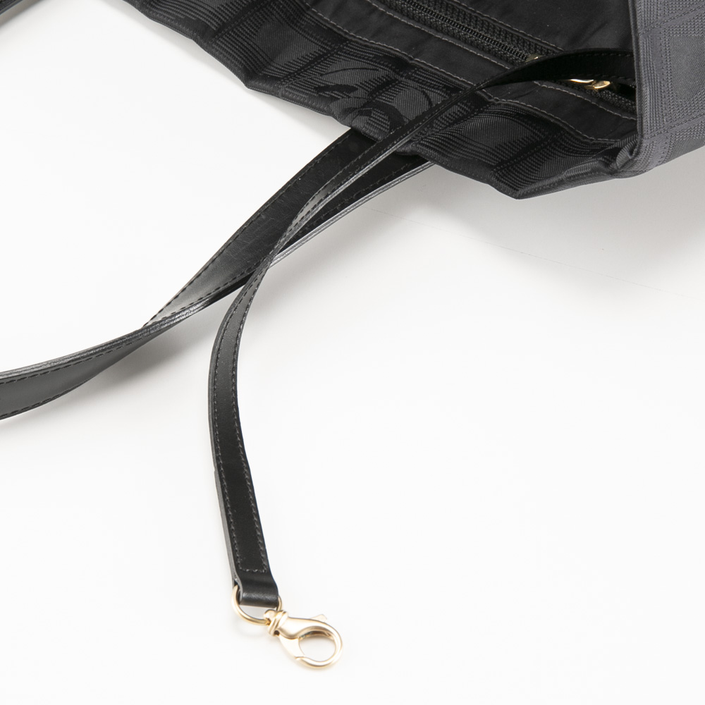 【ヴィンテージ・中古】シャネル CHANEL ニュートラベルライントートバッグ A15991【FITHOUSE ONLINE SHOP】