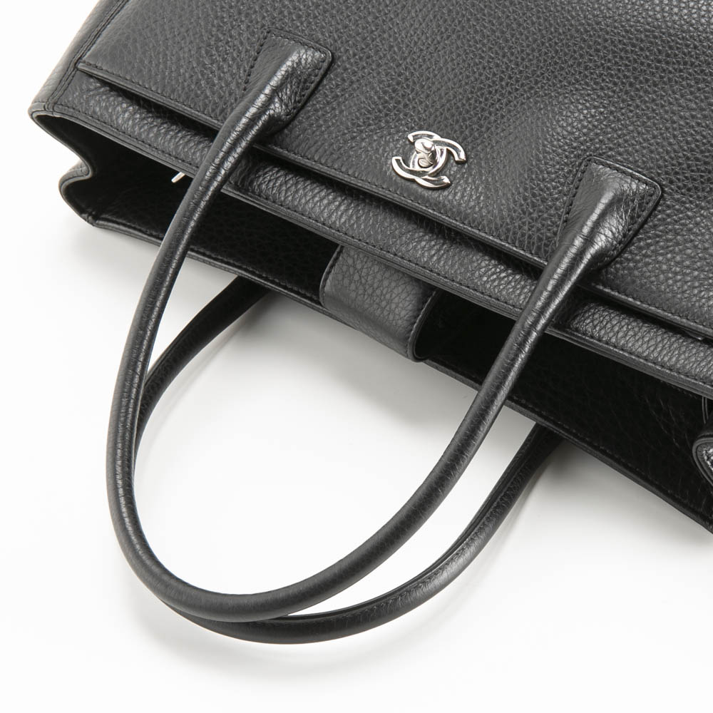 【ヴィンテージ・中古】シャネル CHANEL ハンド・トートバッグ エグゼクティブ トート ターンロック A15206【FITHOUSE ONLINE SHOP】