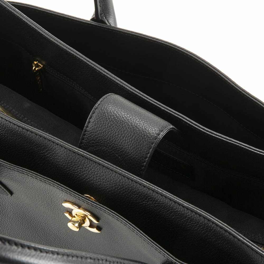 【ヴィンテージ・中古】シャネル CHANEL ハンド・トートバッグ エグゼクティブ トート ターンロック A15206【FITHOUSE ONLINE SHOP】
