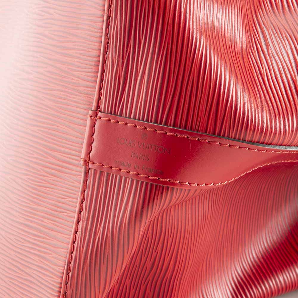 【ヴィンテージ・中古】ルイ･ヴィトン LOUIS VUITTON ショルダーバッグ エピ プチノエ M44107【FITHOUSE ONLINE SHOP】