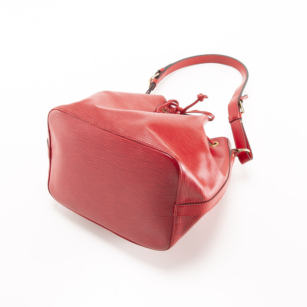 【ヴィンテージ・中古】ルイ･ヴィトン LOUIS VUITTON ショルダーバッグ エピ プチノエ M44107【FITHOUSE ONLINE SHOP】