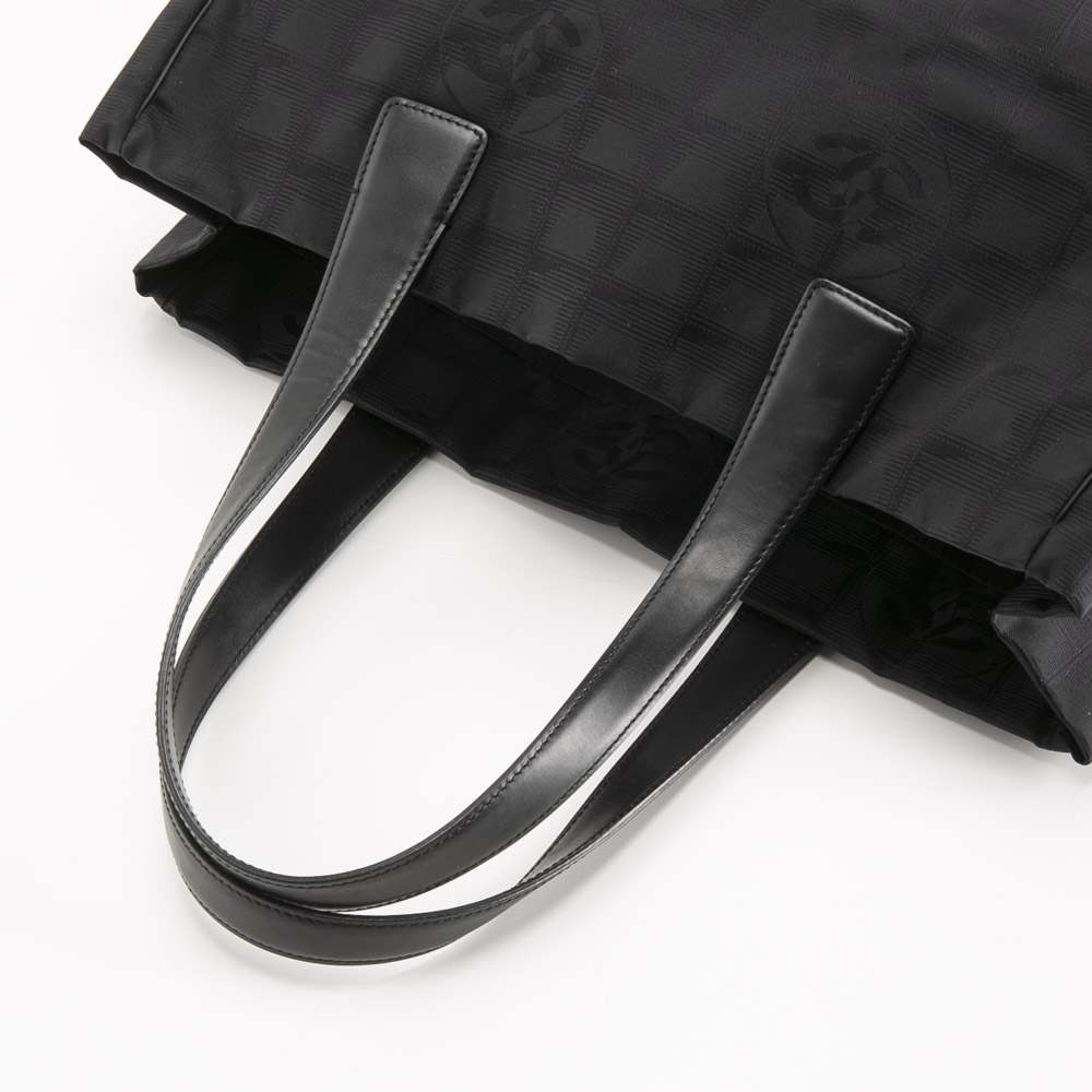 【ヴィンテージ・中古】シャネル CHANEL ニュートラベルライントートバッグ A15991【FITHOUSE ONLINE SHOP】