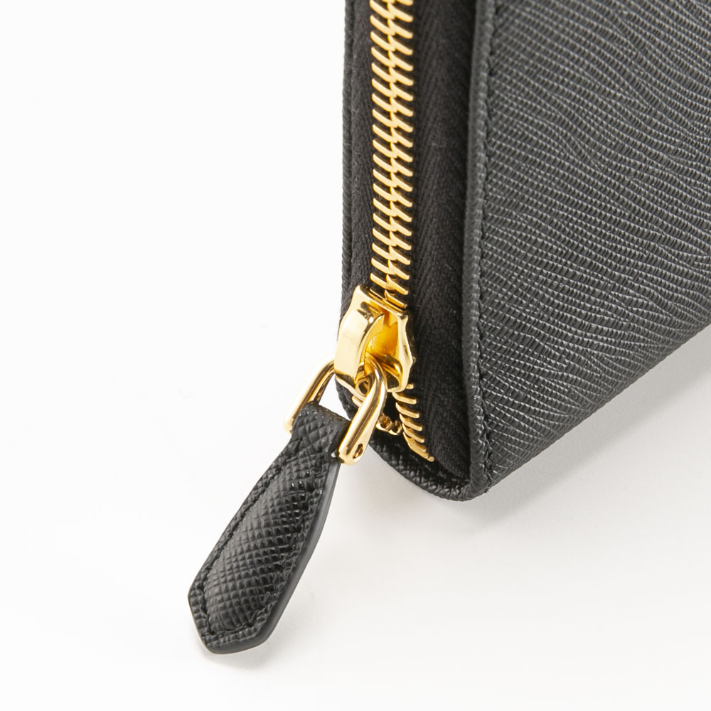プラダ PRADA SAFFIANO TRIANGOLO ラウンド長財布 1ML506 QHH【FITHOUSE ONLINE SHOP】