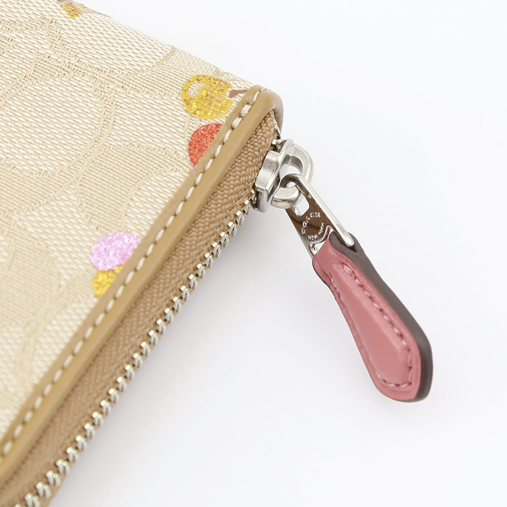 COACH OUTLET コーチアウトレット アウトラインシグネチェリーラウンド長財布 F31563/SV/TZ ベージュ／コンビ【FITHOUSE ONLINE SHOP】