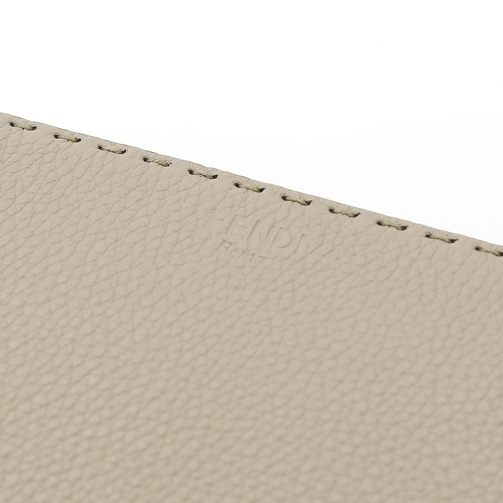 FENDI フェンディ SELLERIAカーフレザーラウンド長 8M0374-SFR/F04Y9 ベージュ【FITHOUSE ONLINE SHOP】