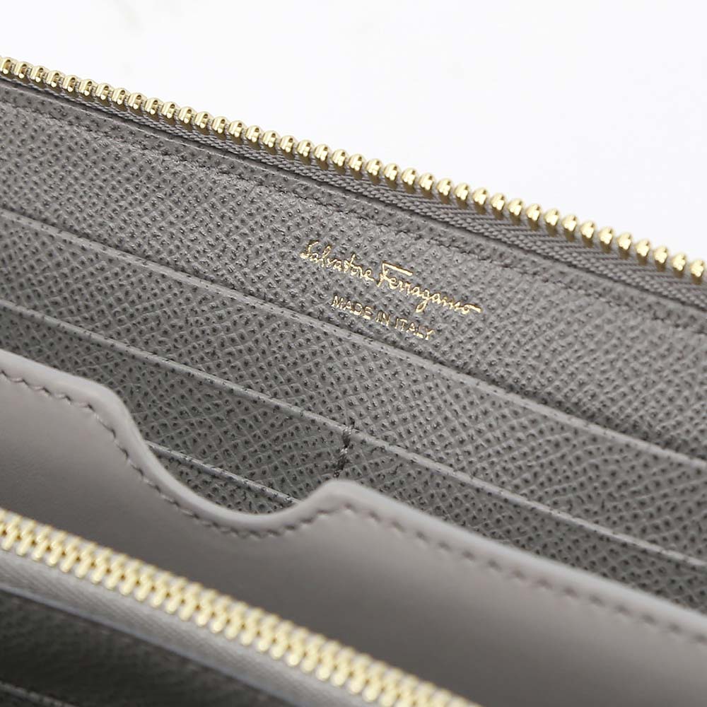 salvatoreferragamo フェラガモ VARAリボン ラウンド長財布 C908-0694574/PA.GR83 グレー【FITHOUSE ONLINE SHOP】