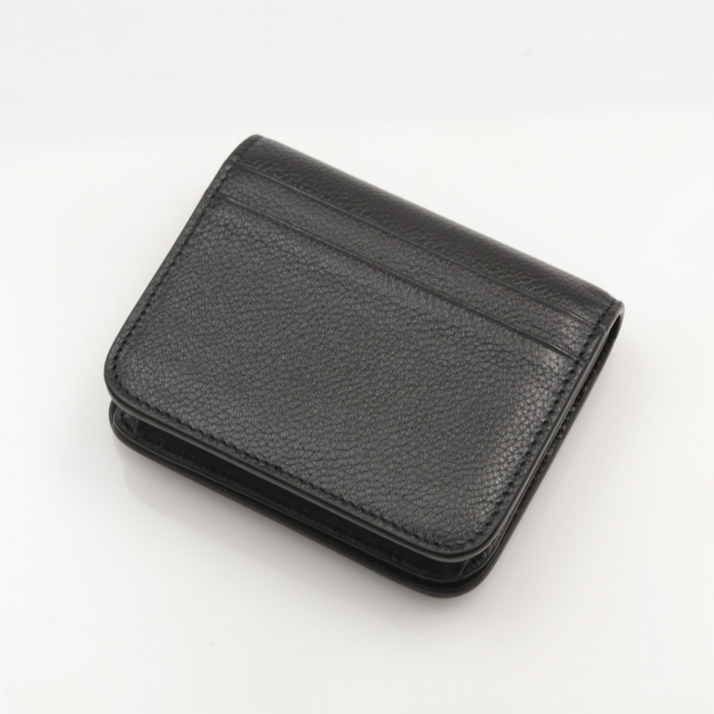 【10％OFFクーポン対象商品】バレンシアガ BALENCIAGA 折財布 BBグレインカーフ 6014741IZ7M【FITHOUSE ONLINE SHOP】