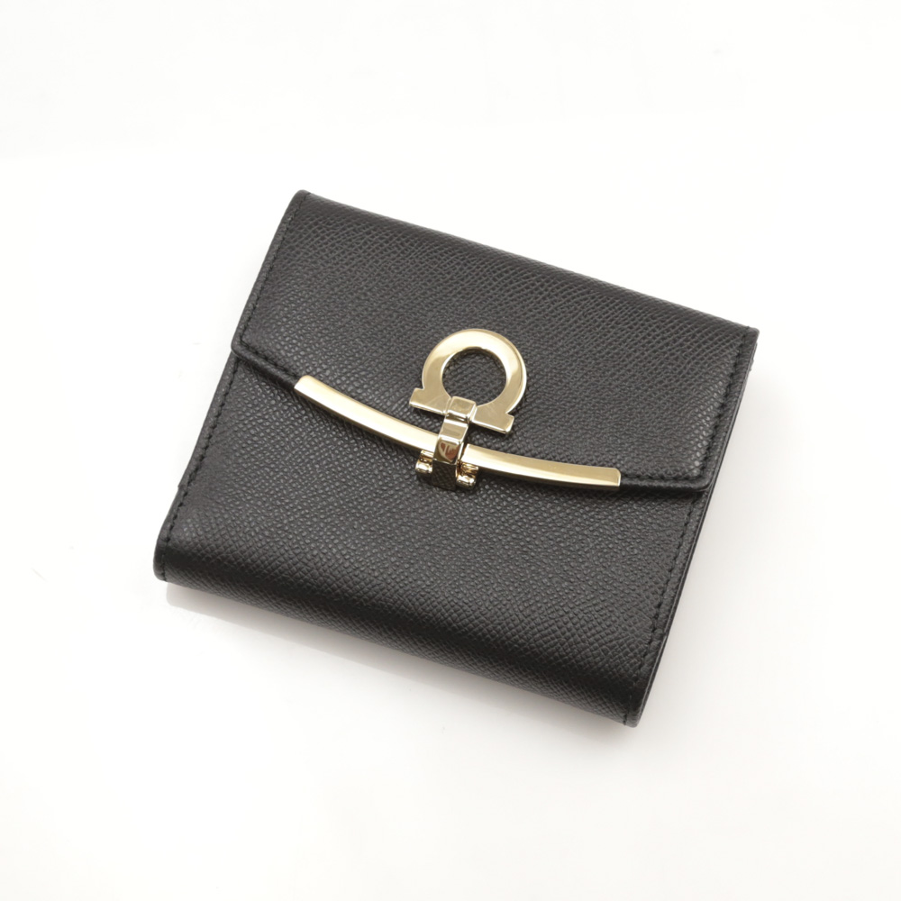 サルヴァトーレフェラガモ salvatore ferragamo 小銭付折財布 ガンチーニクリップ折外小銭付/0673998 C877【FITHOUSE ONLINE SHOP】