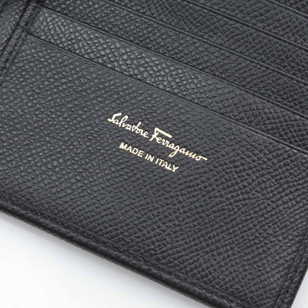 サルヴァトーレフェラガモ salvatore ferragamo 小銭付折財布 ガンチーニクリップ折外小銭付/0673998 C877【FITHOUSE ONLINE SHOP】