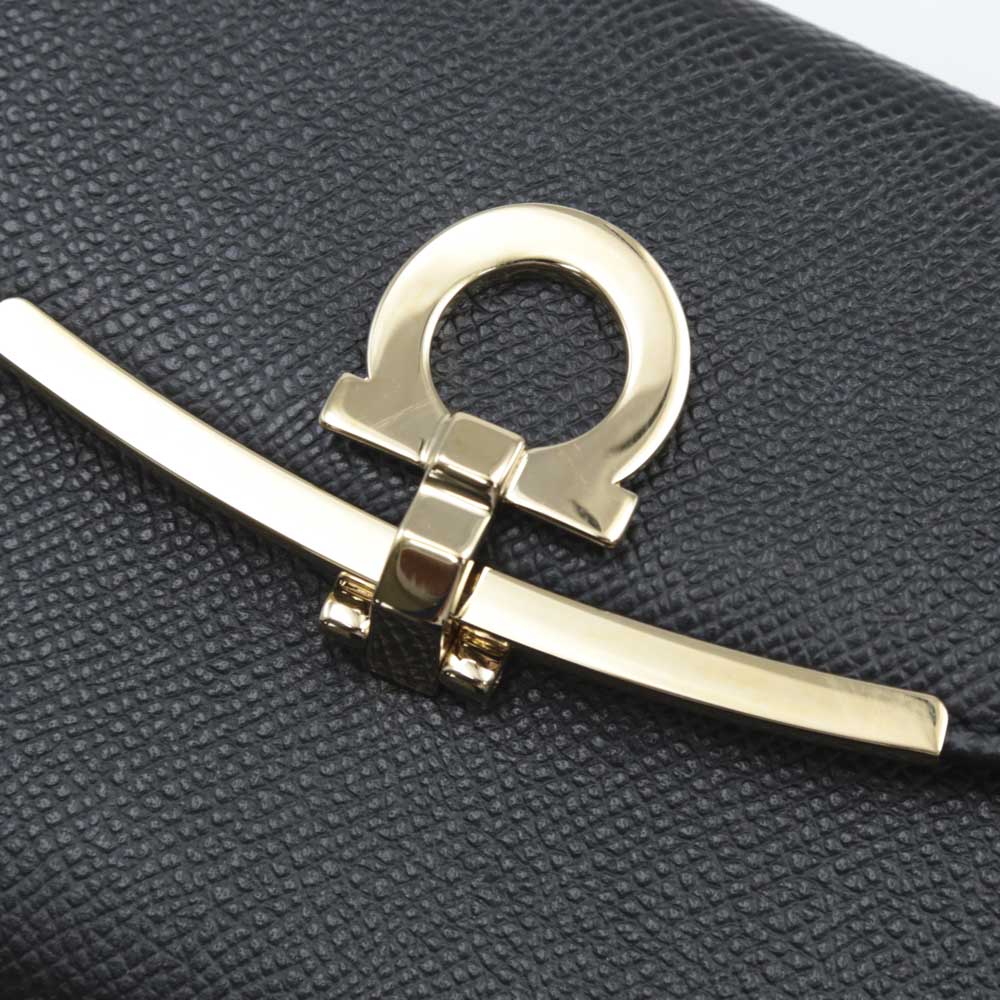 サルヴァトーレフェラガモ salvatore ferragamo 小銭付折財布 ガンチーニクリップ折外小銭付/0673998 C877【FITHOUSE ONLINE SHOP】
