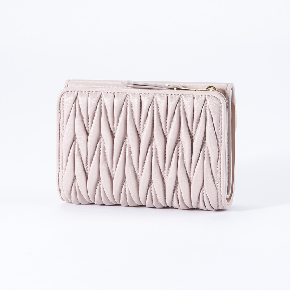ミュウミュウ miumiu MATELASSE 三つ折り財布 5ML225-N88【FITHOUSE ONLINE SHOP】
