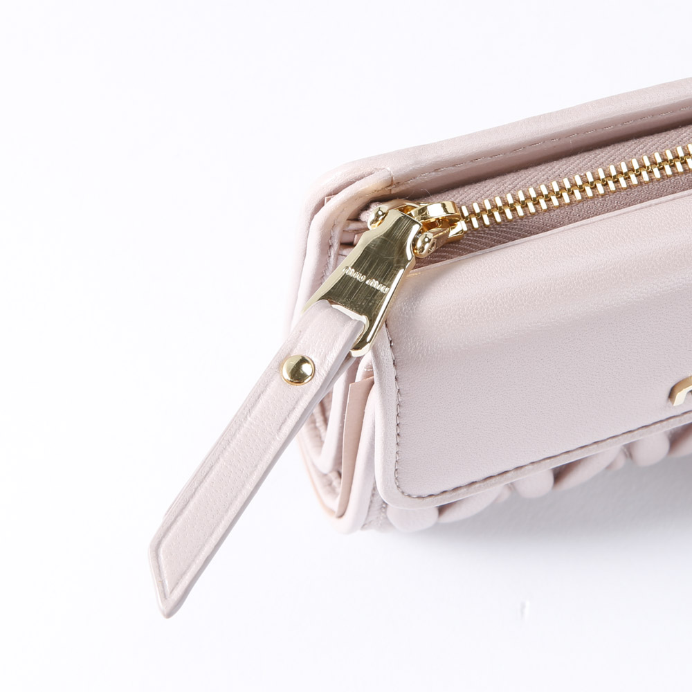 ミュウミュウ miumiu MATELASSE 三つ折り財布 5ML225-N88【FITHOUSE ONLINE SHOP】
