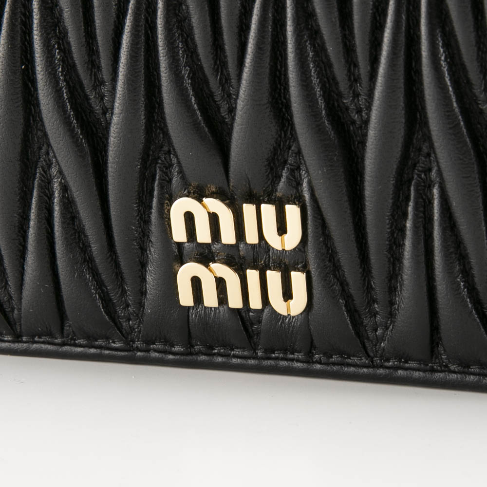 ミュウミュウ miumiu 折り財布 MATELASSE マトラッセ 5MV204 2FPP【FITHOUSE ONLINE SHOP】