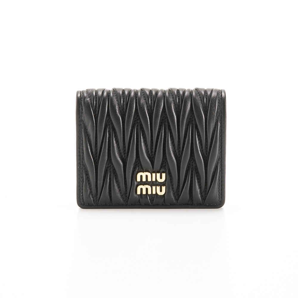 ミュウミュウ miumiu 折り財布 MATELASSE マトラッセ 5MV204 AFPP【FITHOUSE ONLINE SHOP】