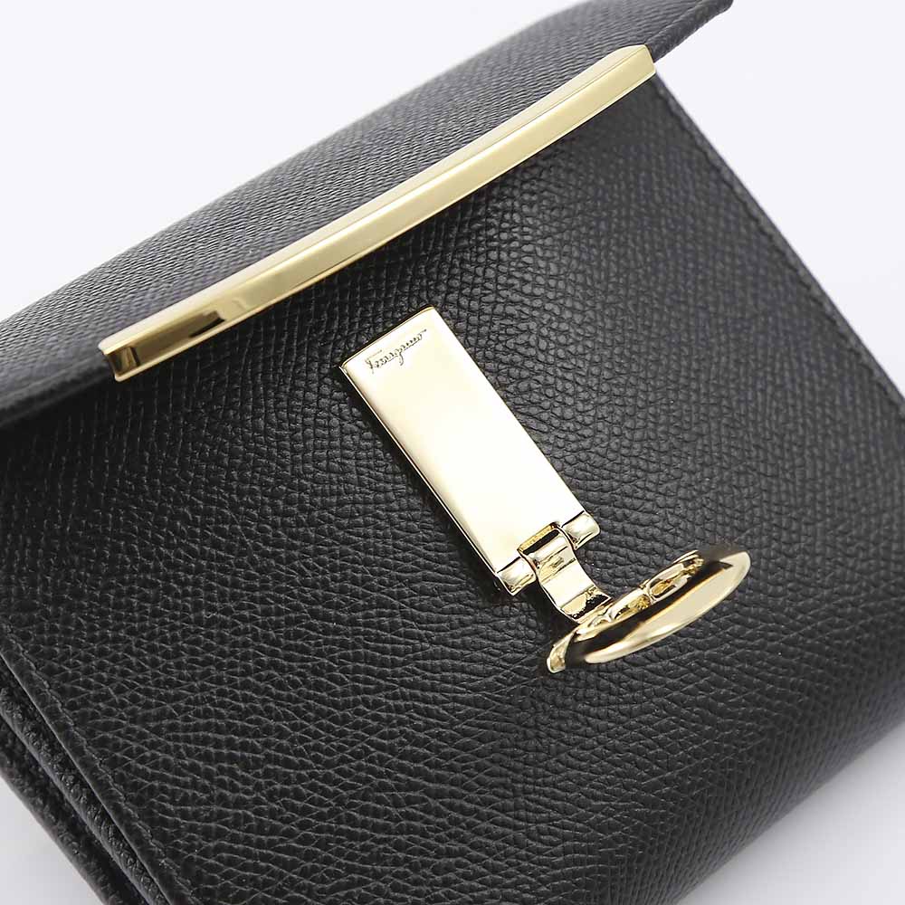 Salvatore ferragamo サルヴァトーレフェラガモ ガンチーニクリップ折外小銭付 C877-0673998/NERO ブラック／ブラック【FITHOUSE ONLINE SHOP】