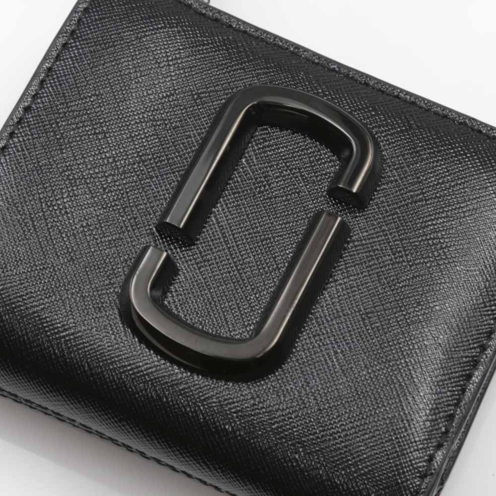 【10％OFFクーポン対象商品】マークジェイコブス MARC JACOBS 折財布 SNAPSHOT DTM M0014986【FITHOUSE ONLINE SHOP】