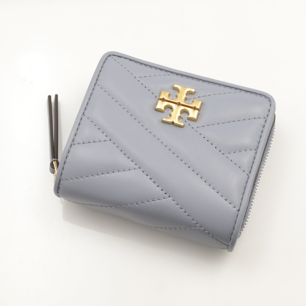 トリーバーチ TORY BURCH 折財布 KIRA CHEVRON折外RF小銭 56820【FITHOUSE ONLINE SHOP】