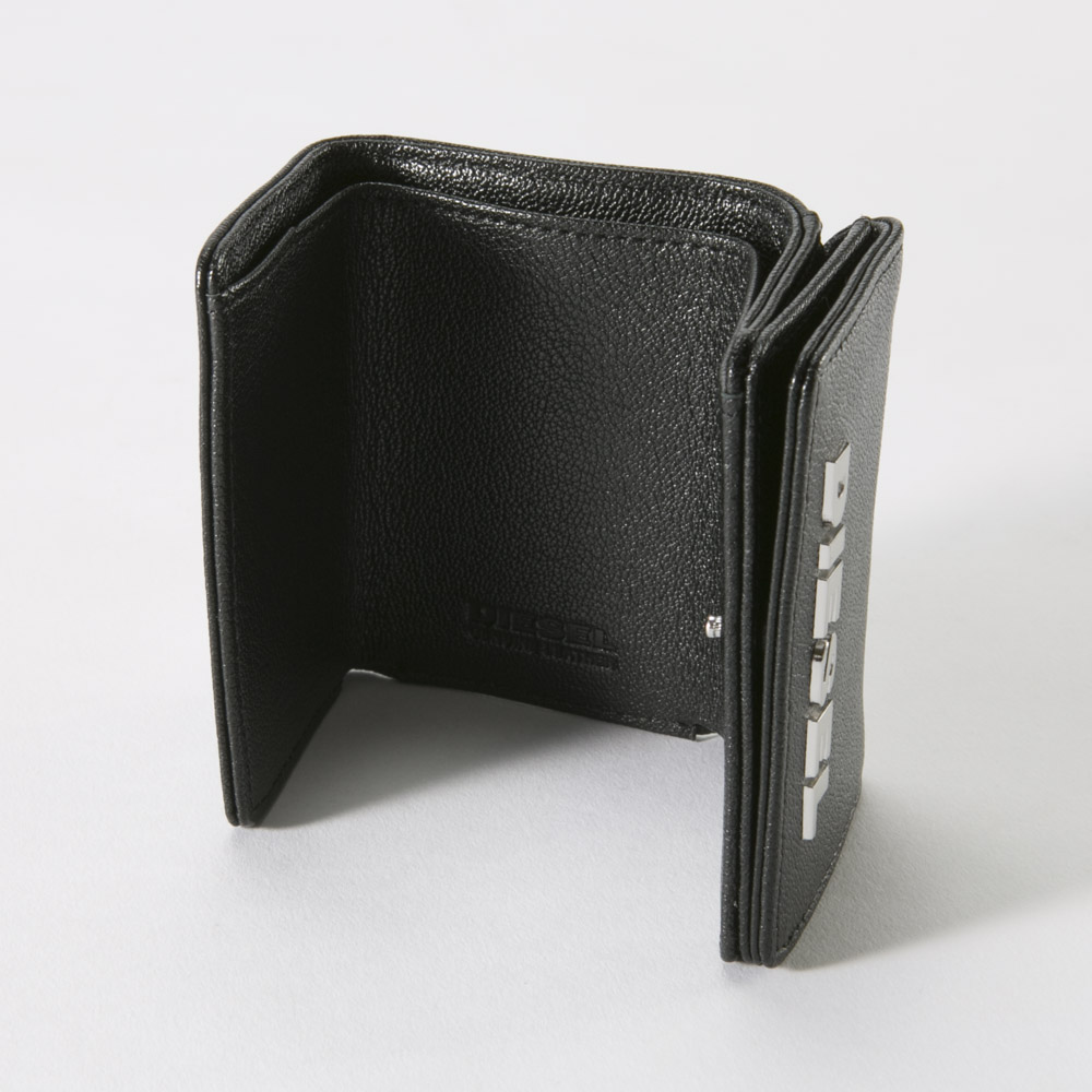 ディーゼル DIESEL 折財布 KUB8 LORETTINA 三折外小銭 X07192PR044【FITHOUSE ONLINE SHOP】
