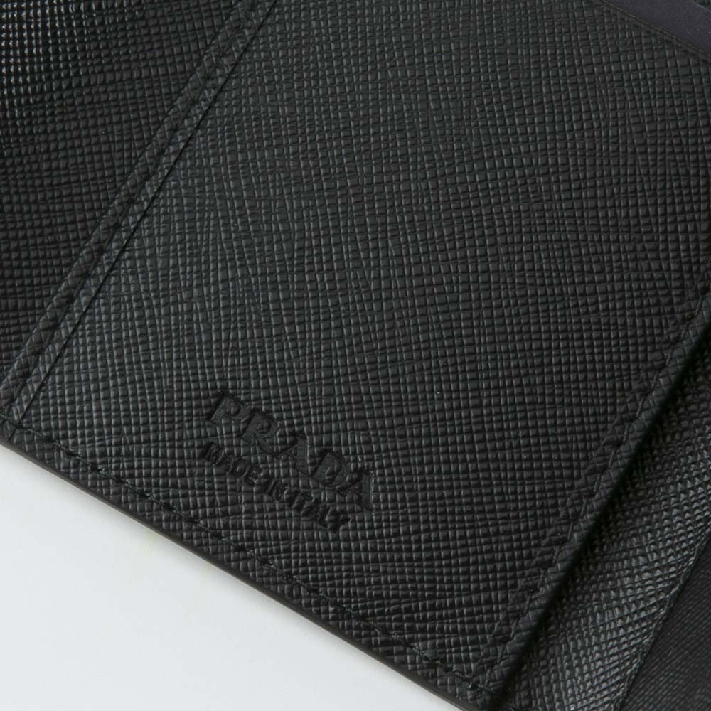 プラダ PRADA カードケース SAFFIANO TRIANGOLO 三折 TINY ストラップ付/NERO 2MR036-QHH【FITHOUSE ONLINE SHOP】