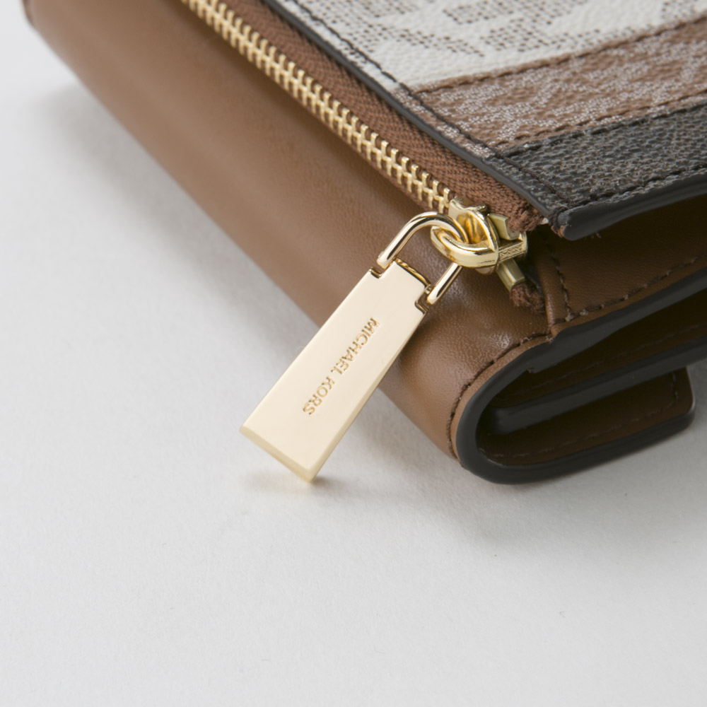 マイケルコース MICHAEL KORS 折財布 CARMEN MD ENV MK SIG三折TINY外小銭 32T1GNME6O【FITHOUSE ONLINE SHOP】
