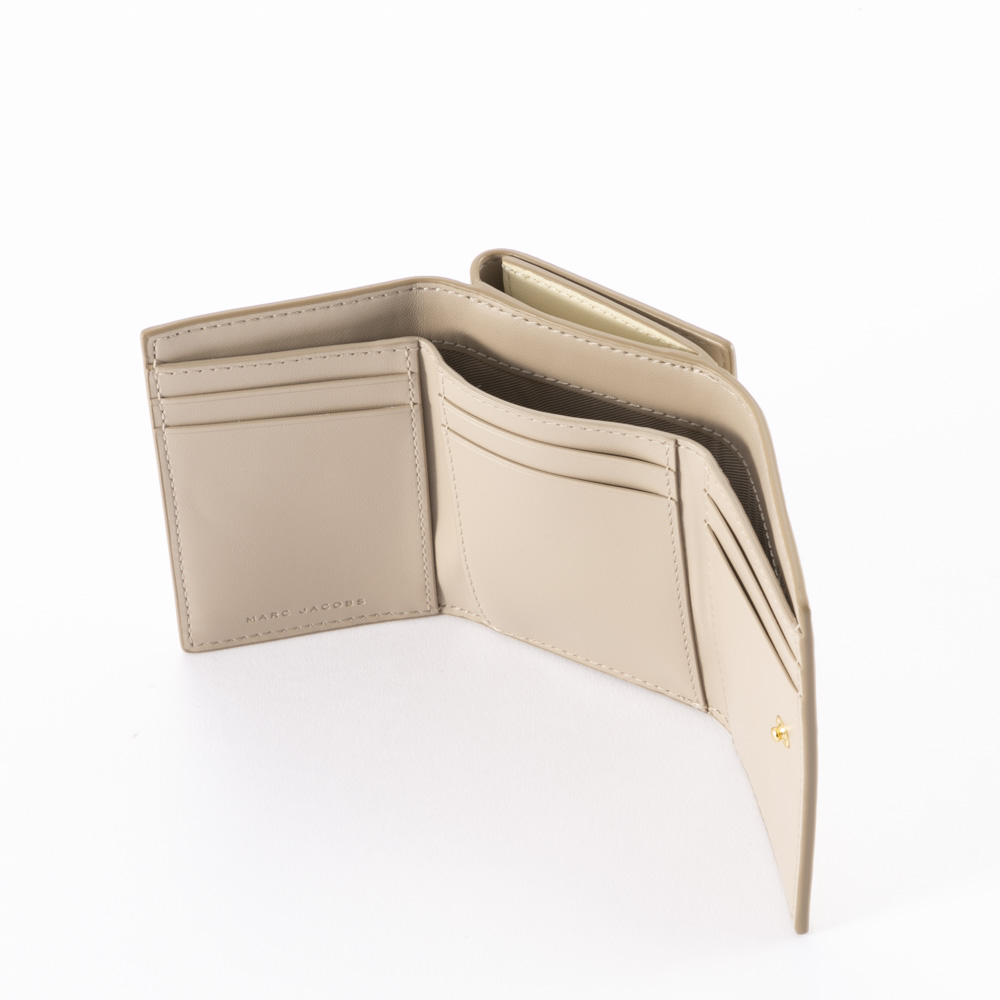 マークジェイコブス MARC JACOBS THE LEATHER COVERED Jマーク 三つ折り財布 TINY 2S4SMP009S02【FITHOUSE ONLINE SHOP】