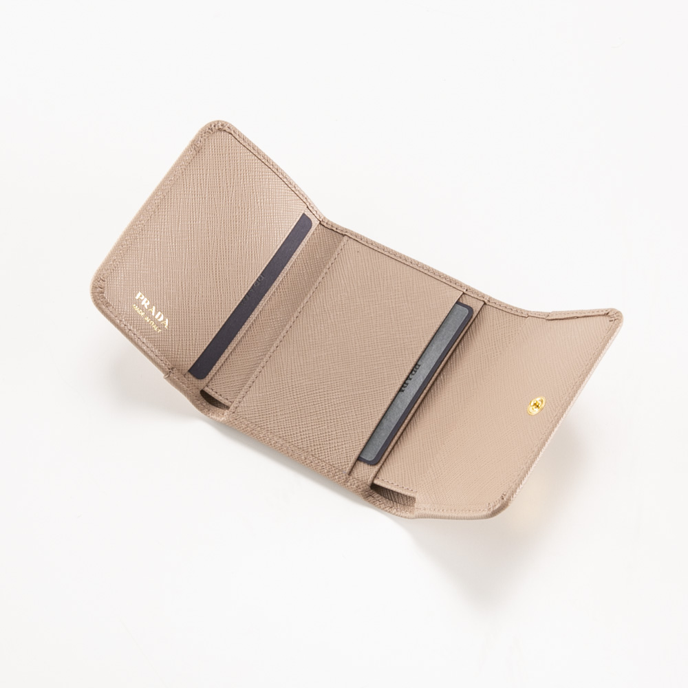 プラダ PRADA 折り財布 SAFFIANO TRIANGOLO TINY 1MH044 QHH【FITHOUSE ONLINE SHOP】