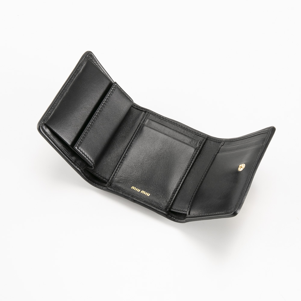 ミュウミュウ miumiu 折り財布 MATELASSE マトラッセ TINY 5MH033 2FPP【FITHOUSE ONLINE SHOP】