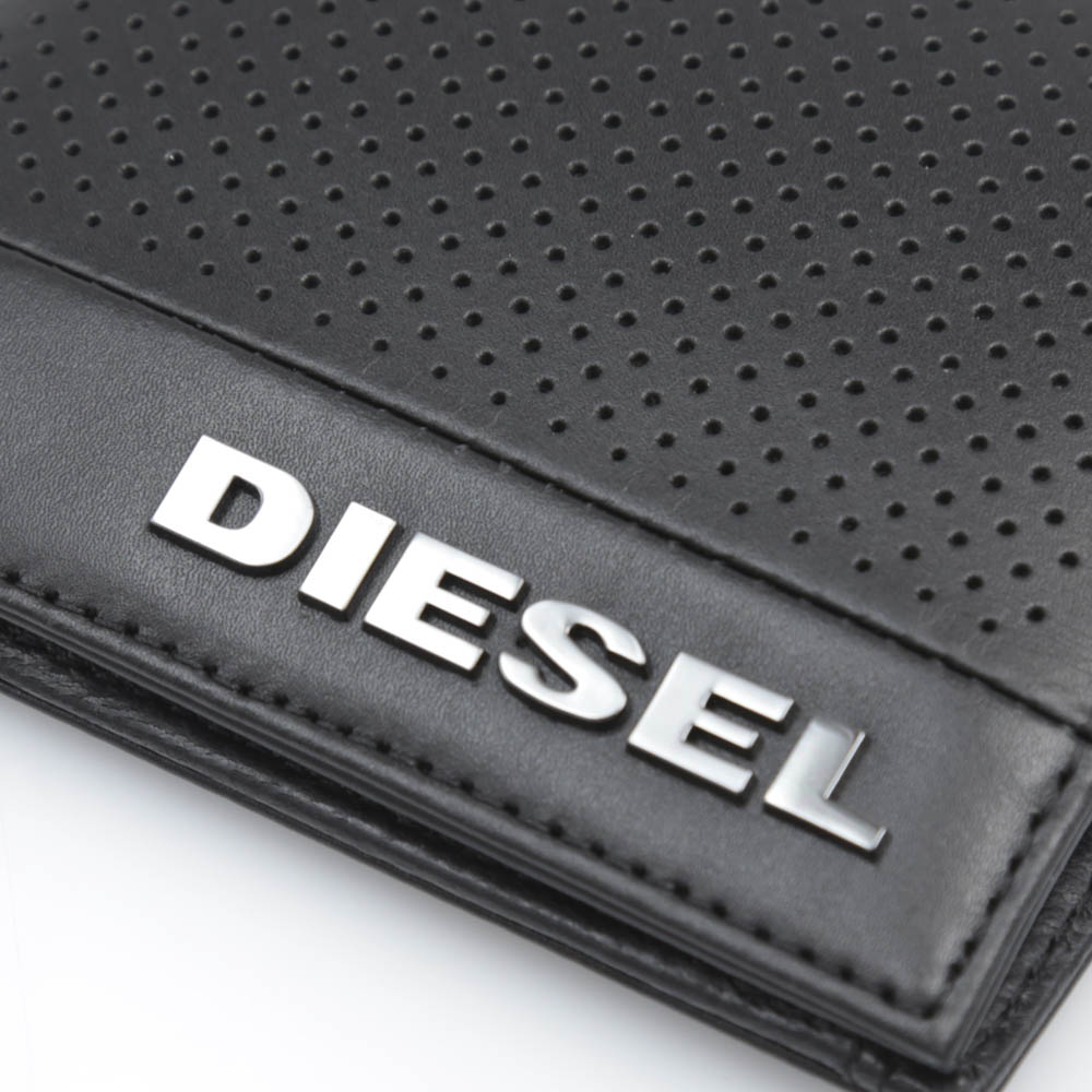 ディーゼル DIESEL 折財布 PERFORATO HIRESH S折小銭 X06760PR879【FITHOUSE ONLINE SHOP】
