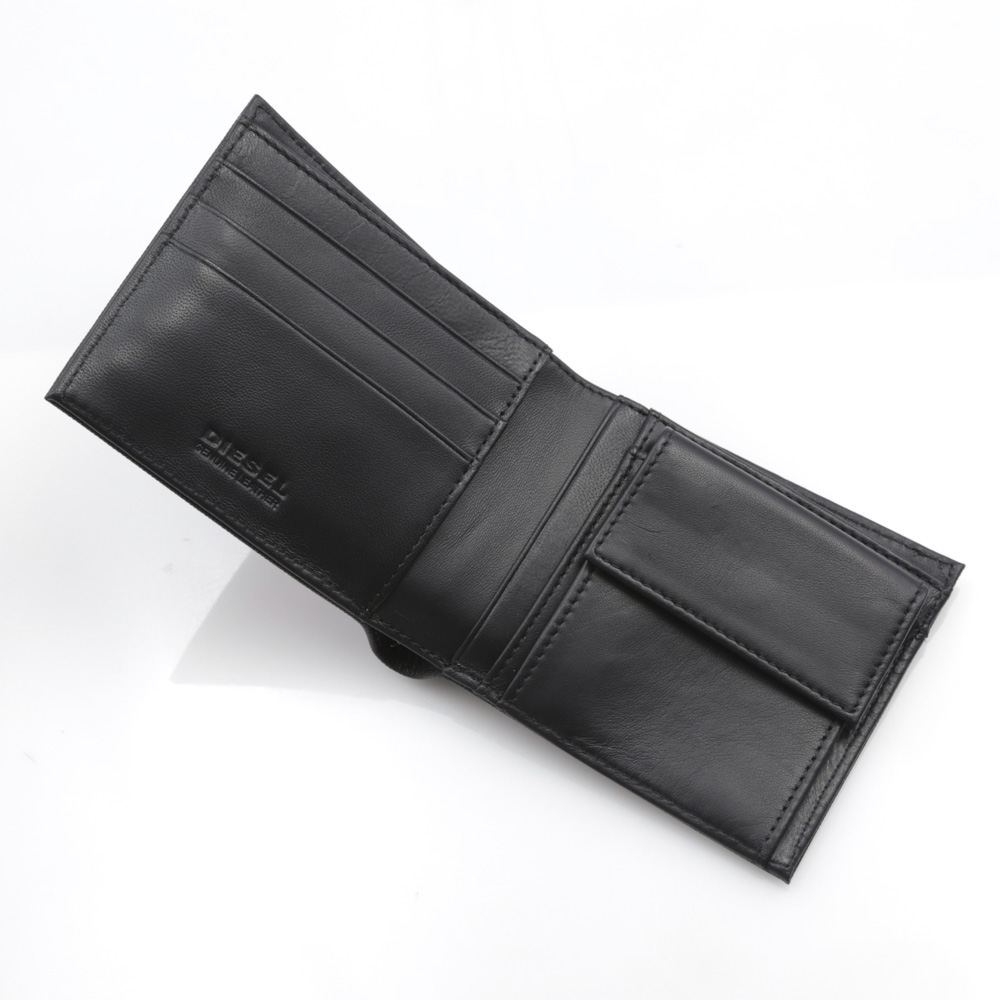 ディーゼル DIESEL 折財布 BARCOD/HIRESH S折小銭付 X07161P0517【FITHOUSE ONLINE SHOP】