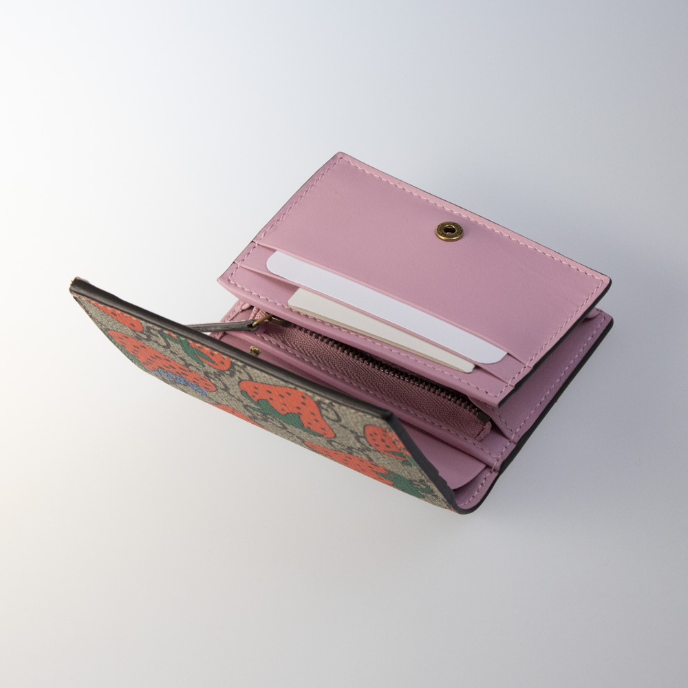 グッチ GUCCI カードケース GGスプリームストロベリープリント札+ 