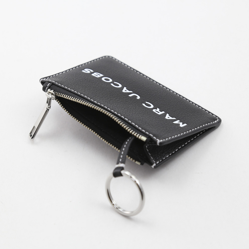 マークジェイコブス MARCJACOBS 小銭入れ+カード TEXTURED TAG小銭+カード M0014870 001-BK ブラック／ホワイト【FITHOUSE ONLINE SHOP】