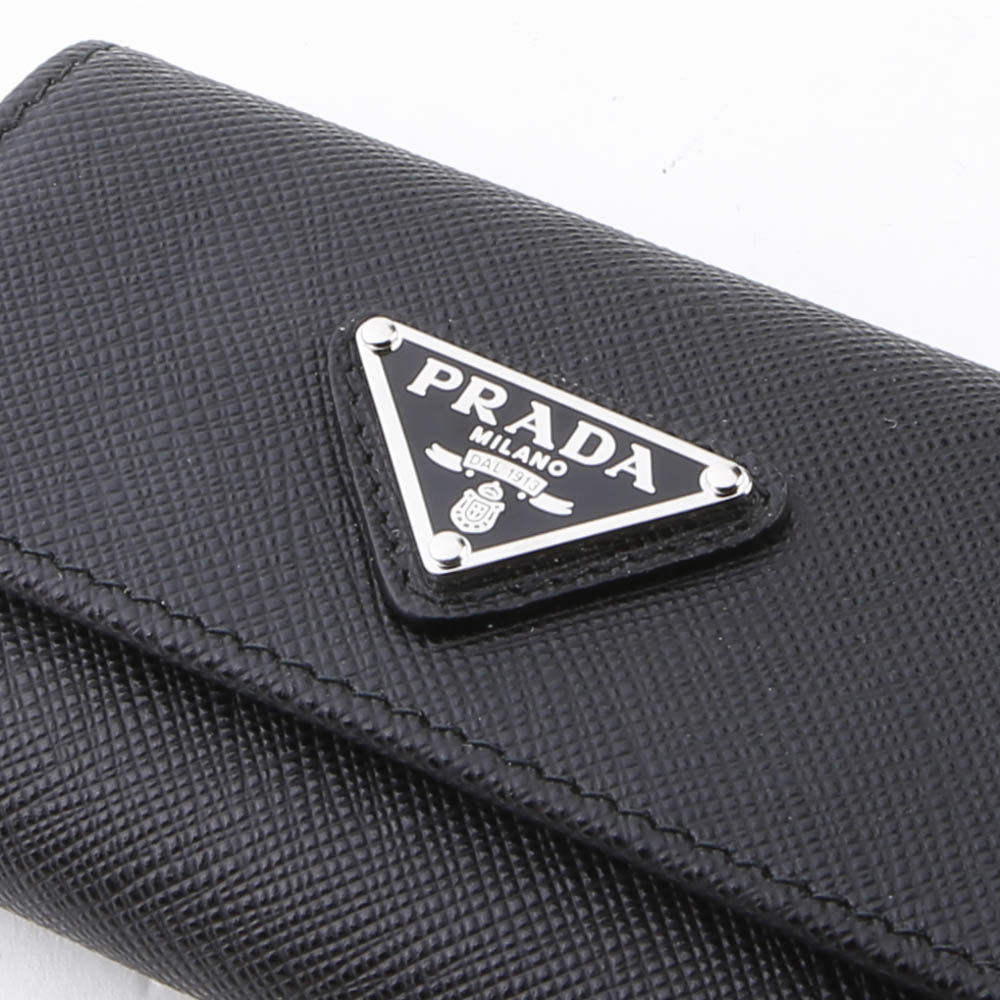 プラダ PRADA キーケース SAFFIANO TRIANGOLO 4連 KR付/NERO 1 1PG004-QHH【FITHOUSE ONLINE SHOP】