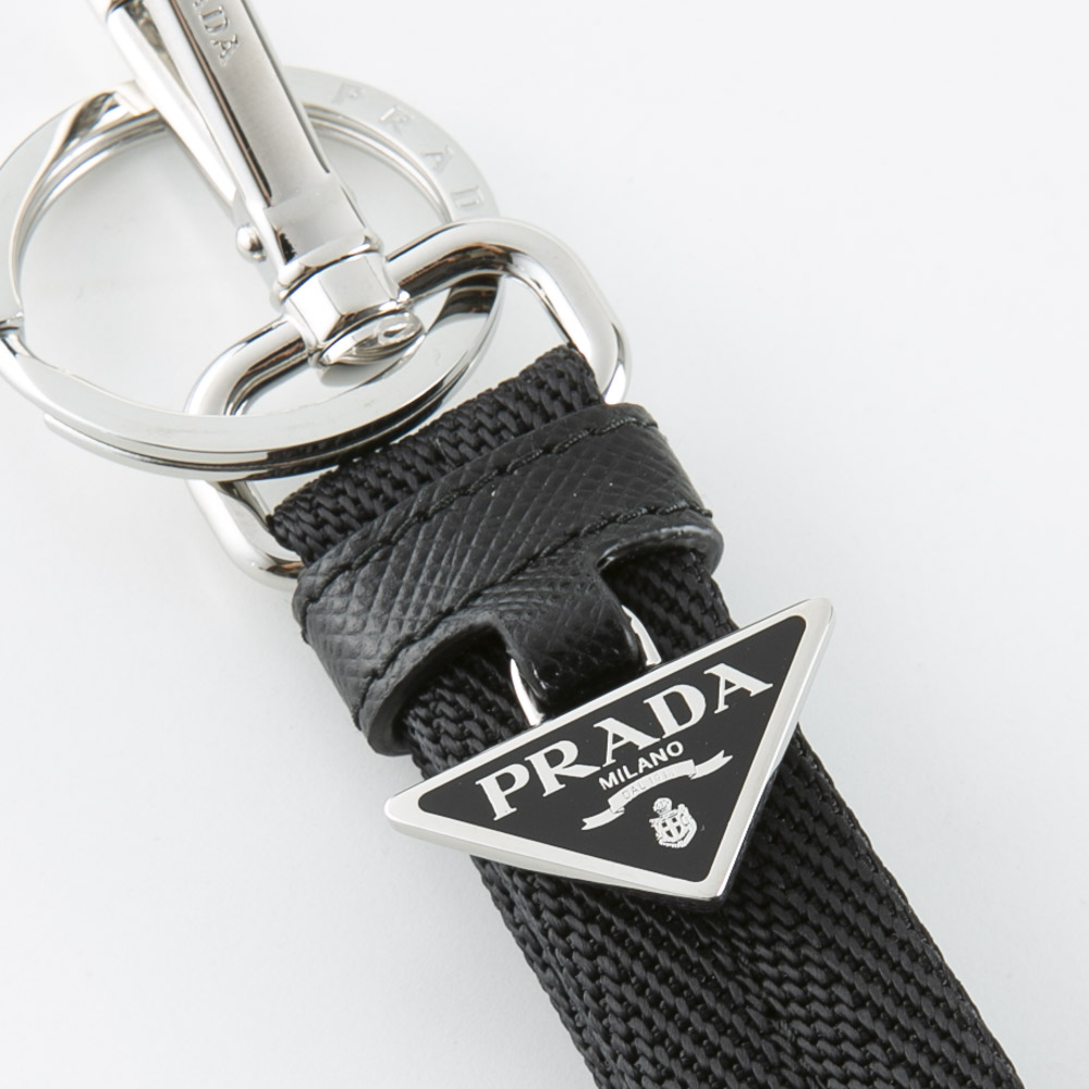 極美品✨PRADA プラダ　パンプス ロゴプレート 23.5cm