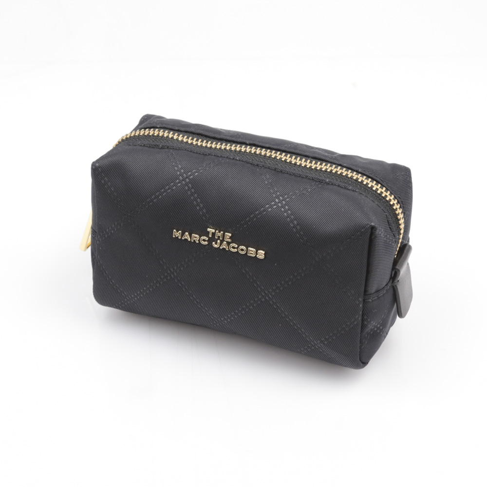 新品爆買い MARC JACOBS マークジェイコブス ポーチの通販 by coco's shop｜マークジェイコブスならラクマ 