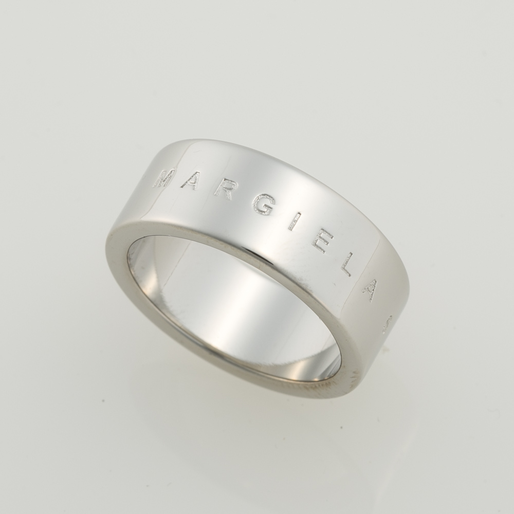 MM6 LOGO RING