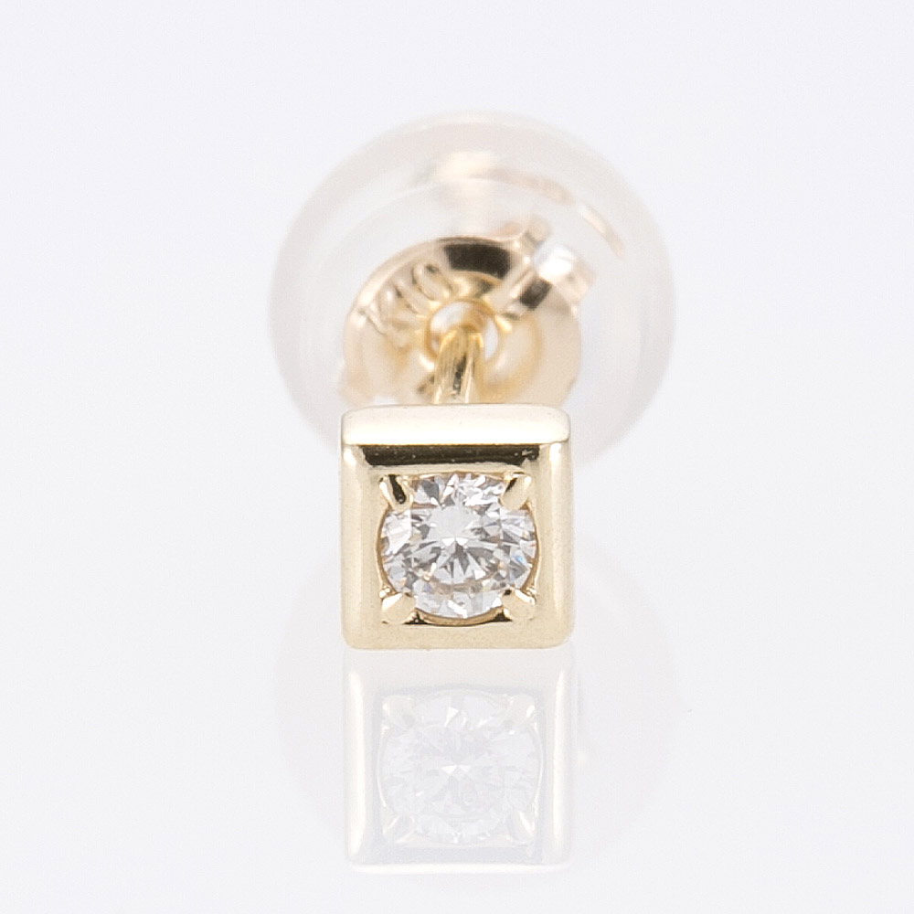 シェリークラン cheriecrin ピアス K10YG ダイヤ0.06ct スクエア SCP-0026【FITHOUSE ONLINE SHOP】