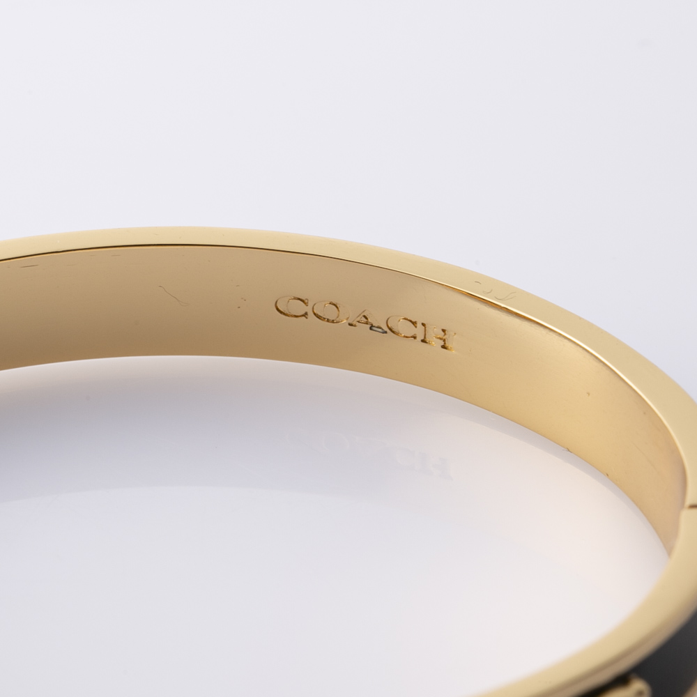 コーチ COACH バングル PEGGED C ENAMEL HINGE BANGLE BR 37422719 GLD001【FITHOUSE ONLINE SHOP】