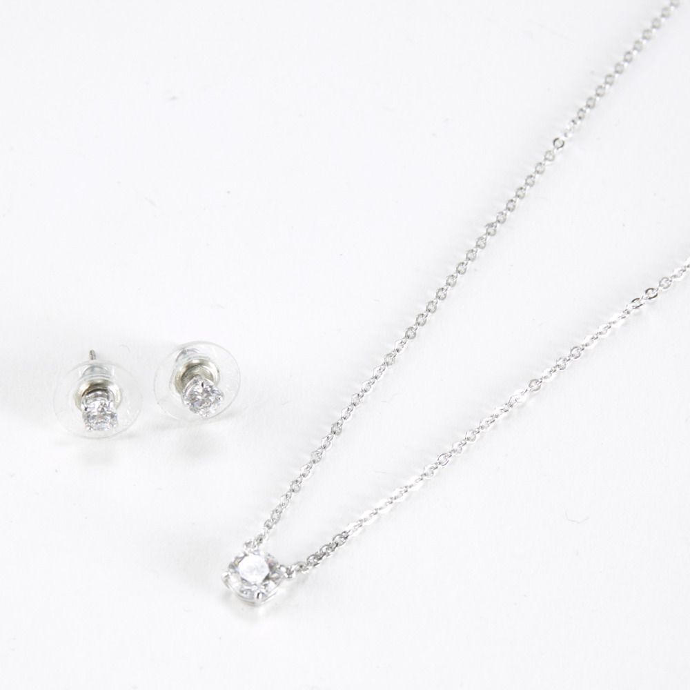 スワロフスキー SWAROVSKI ネックレス SWA・Attract ペンダント ピアス 