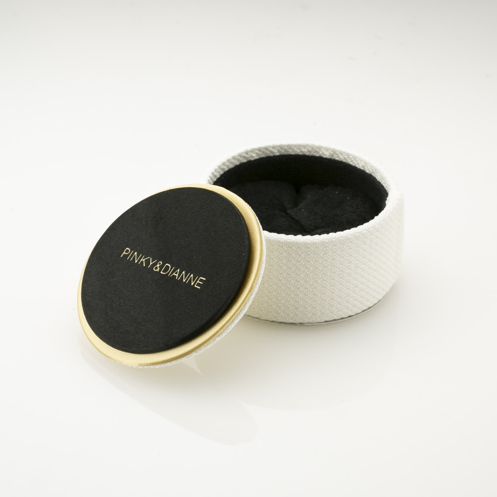 ピンキー＆ダイアン PINKY＆DIANNE ネックレス・ペンダント 2025 クリスマス限定 スパークリー ホースシュー VPCPD51713【FITHOUSE ONLINE SHOP】