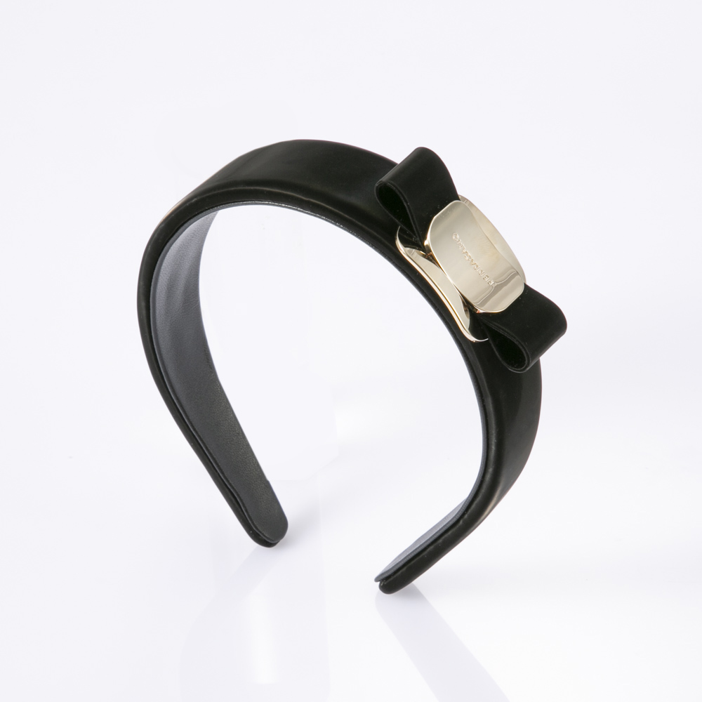 サルヴァトーレフェラガモ salvatore ferragamo VARA PLATE カチューシャ 340454 786467 001【FITHOUSE ONLINE SHOP】