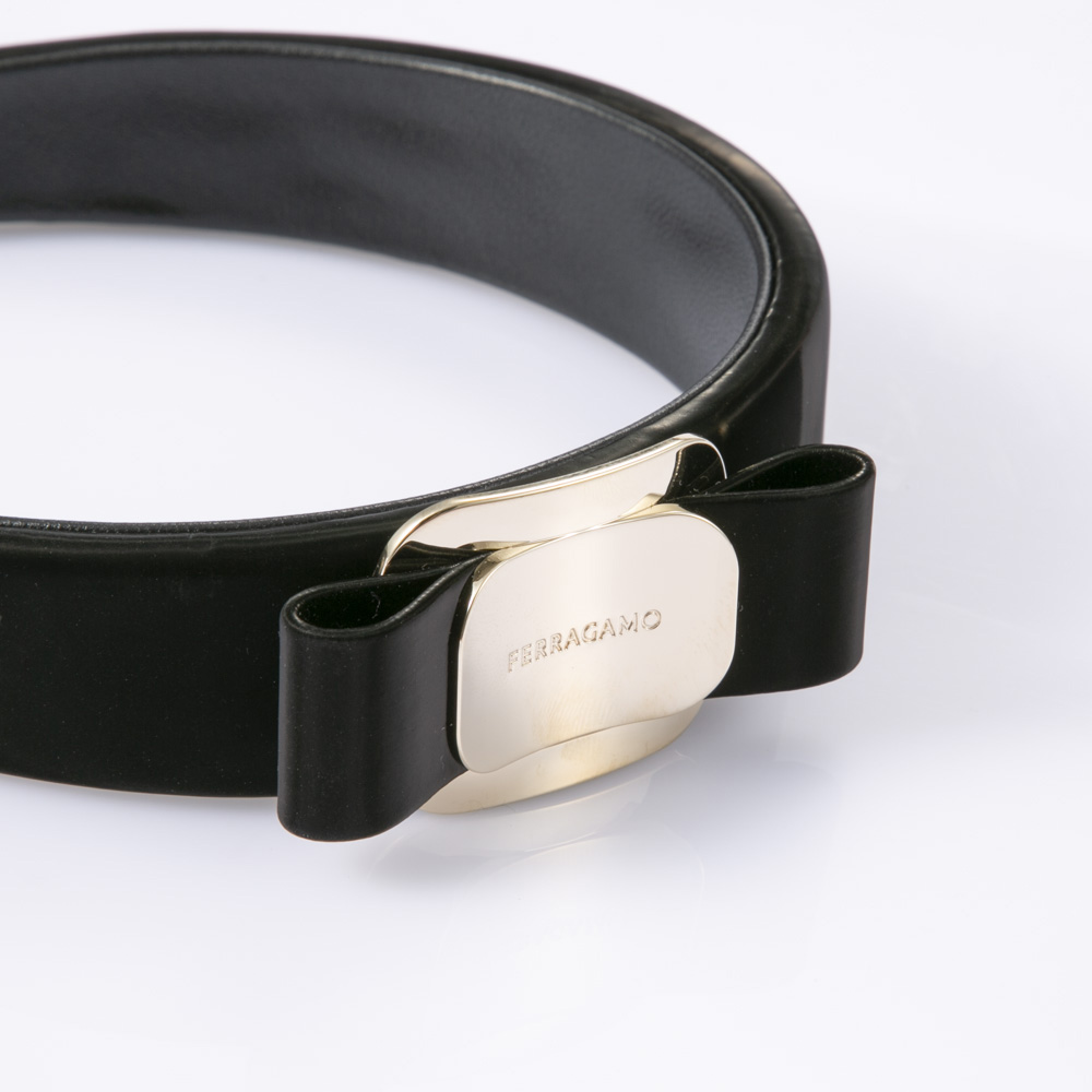 サルヴァトーレフェラガモ salvatore ferragamo VARA PLATE カチューシャ 340454 786467 001【FITHOUSE ONLINE SHOP】